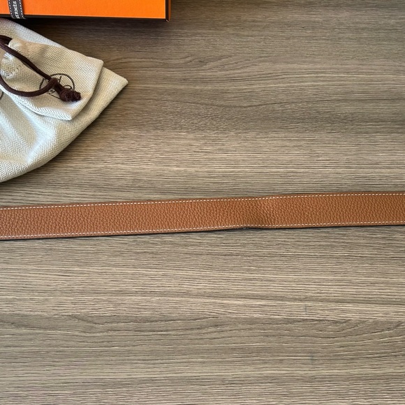 Hermes 32mm Gold and Black Reversible Leather Belt Silver H Buckle, Size 90 - Picture 14 of 17